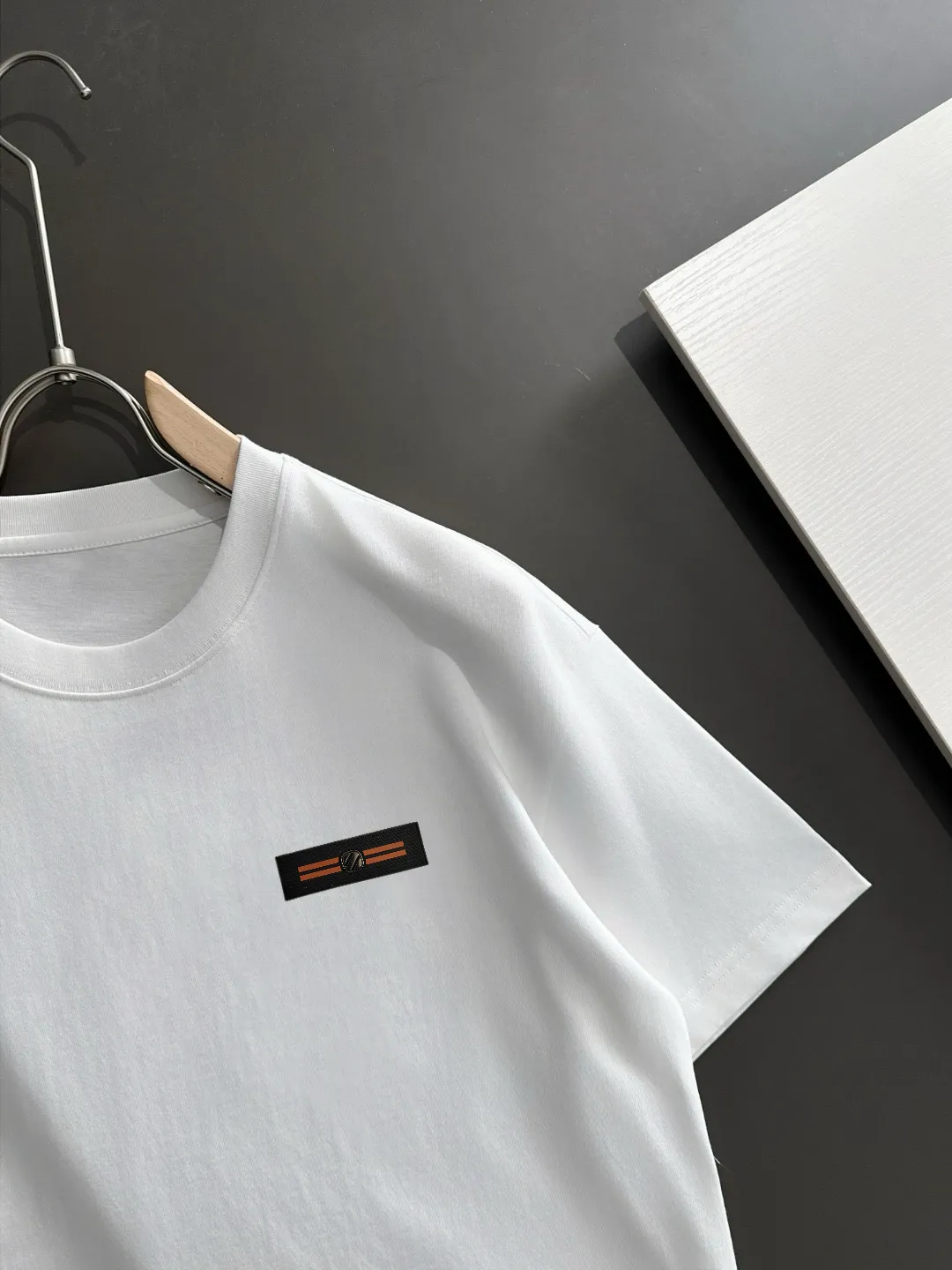 ， Same Style T ！ DG Logo ！ ！ Breathable ， 。Premium ， ！ Same Style！ ：Black White Size：S-xx L